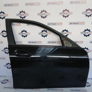 PORTA FRENTE DIREITA PRETO MERCEDES C200 2.1CDI W204 ANO: 2012
