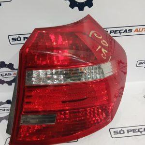 FAROLIM DIREITO CINZA BMW E87 120D 2.0D 2007-2011 ANO: 2010