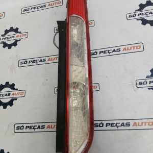 FAROLIM DIREITO PRETO FORD FOCUS II ZETEC 1.8 16V ANO: 2010