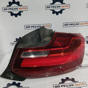 FAROLIM DIREITO CINZA BMW F22 215D COUPE 2.0D 2015-2020 ANO: 2016