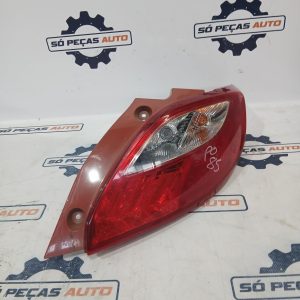 FAROLIM DIREITO PRETO MAZDA 2 TS2 GASOLINA ANO: 2008