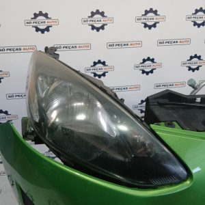 FAROL DIREITO VERDE MAZDA 2 TS2 1.5 16V ANO: 2011
