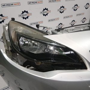 FAROL DIREITO CINZA OPEL ASTRA J 1.4 16V ANO: 2011