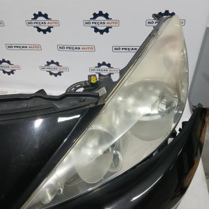 FAROL ESQUERDO PRETO PEUGEOT 207 HATCHBACK 1.4 16V 2008-2013 ANO: 2009