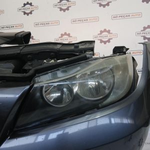 FAROL ESQUERDO CINZA BMW 320i TOURING E91 2.0G ANO: 2007