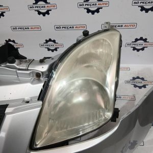 FAROL ESQUERDO CINZA SUZUKI SWIFT MK3 1.6 16V 2006-2015 ANO: 2006