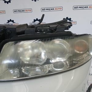 FAROL ESQUERDO BRANCO AUDI A4 2.0 SPORT ANO: 2002