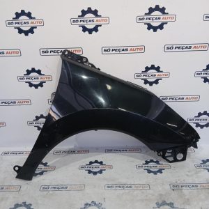GUARDA LAMAS DIREITO PRETO PEUGEOT 3008 MK1 1.6VTI ANO: 2010