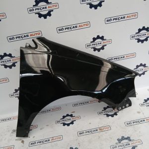 GUARDA LAMAS DIREITO PRETO VOLKSWAGEN POLO 1.2 12V ANO: 2009