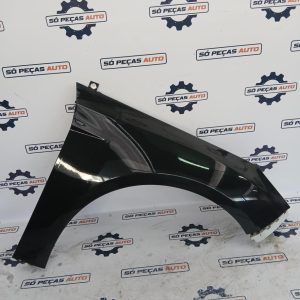 GUARDA LAMAS DIREITO PRETO FORD FOCUS EDGE 1.6TDCI 8V ANO: 2012