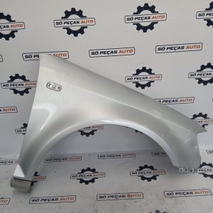 GUARDA LAMAS DIREITO PRATEADO AUDI A3 8P1 1.4TSI ANO: 2007