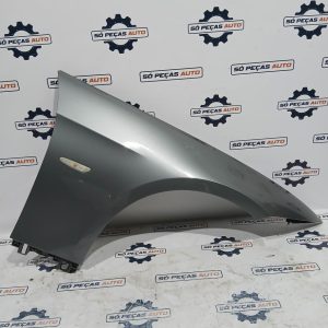 GUARDA LAMAS DIREITO CINZA BMW E92 COUPE 320i 2.0 2007-2013 ANO: 2010