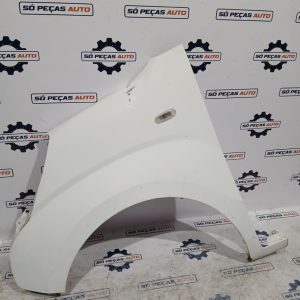 GUARDA LAMAS ESQUERDO BRANCO PEUGEOT BIPPER 1.3HDI ANO: 2013