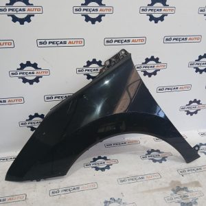 GUARDA LAMAS ESQUERDO PRETO PEUGEOT 3008 MK1 1.6VTI ANO: 2010