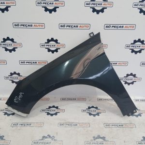 GUARDA LAMAS ESQUERDO CINZA FORD FOCUS III 1.6 16V ANO: 2012