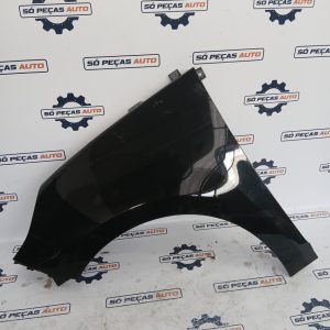 GUARDA LAMAS ESQUERDO PRETO RENAULT GRAND SCENIC DYNAMIQUE 1.5DCI ANO: 2011