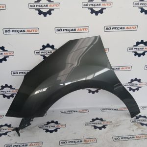 GUARDA LAMAS ESQUERDO CINZA ESCURO CITROEN DS3 DSTYLE 1.6VTI ANO: 2013