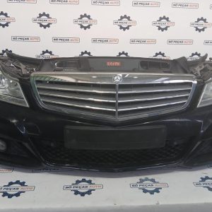 PARA CHOQUES FRENTE PRETO MERCEDES C200 2.1CDI W204 ANO: 2012