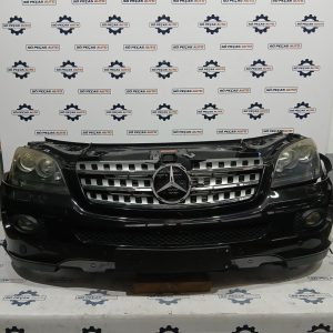 PARA CHOQUES FRENTE PRETO MERCEDES W164 ML 3.0 CDI V6 2005-2009 ANO: 2008