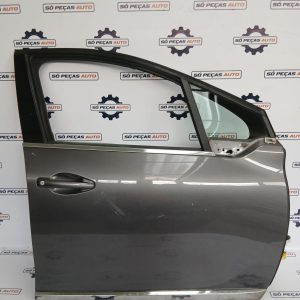 PORTA FRENTE DIREITA CINZA ESCURO PEUGEOT 2008 ALLURE 1.6E-HDI ANO: 2013
