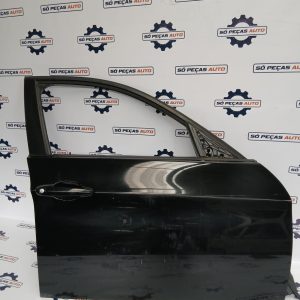 PORTA FRENTE DIREITA PRETO BMW 320D 2.0D E90 ANO: 2011