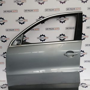 PORTA FRENTE ESQUERDA CINZA ESCURO VOLKSWAGEN TIGUAN 2.0TDI CR ANO: 2008