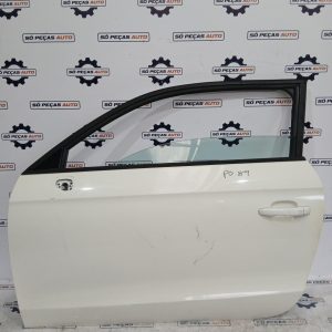 PORTA FRENTE ESQUERDA BRANCO AUDI A1 8X 1.6TDI 2010-2015 ANO: 2011