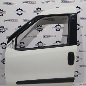PORTA FRENTE ESQUERDA BRANCA FIAT DOBLO 1.6MJET 2012-2016 ANO: 2015