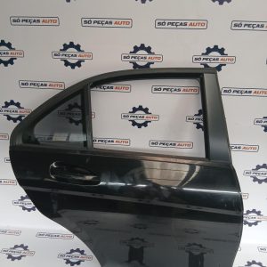 PORTA TRASEIRA DIREITA PRETO MERCEDES C200 2.1CDI W204 ANO: 2012