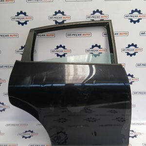 PORTA TRASEIRA DIREITA PRETO SEAT LEON 1P1 1.2TSI ANO: 2010