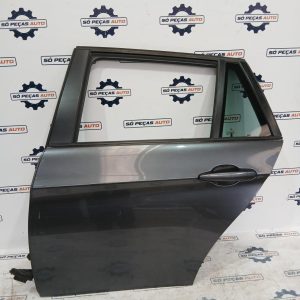 PORTA TRASEIRA ESQUERDA CINZA BMW 320i TOURING E91 2.0G ANO: 2007