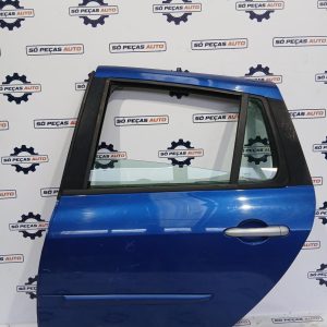 PORTA TRASEIRA ESQUERDA AZUL RENAULT CLIO 3 GRANDTOUR 1.6 16V 2007-2012 ANO: 2011